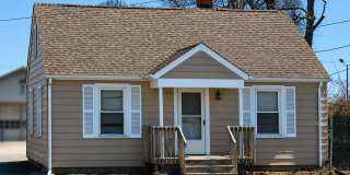 2 Bed 1 Bath Single Family Home Gallery 1