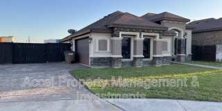 312 Kika De La Garza St. Gallery 2