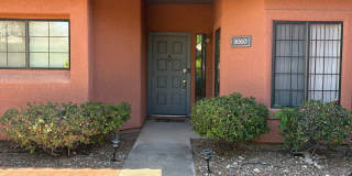 Spacious 2bd/2bath + Den home in gorgeous community (there's a lake!) Gallery 3