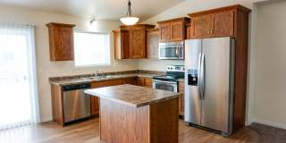 3 Bed 2 Bath Twin Home Gallery 15