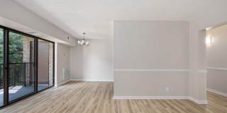 11659 STONEVIEW Square Gallery 13