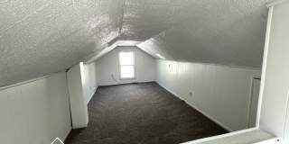 Charming 3 Bedroom 1 Bathroom now available for rent Gallery 14