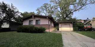 8462 Grand Ave - 3 Bed/2 Bath in Keystone | Refinished Parquet Floors, Finished Basement, 1-Car Garage Gallery 1