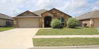 Room to Relax: Spacious 4BR Home in Killeen’s Settlers Pass Gallery 1