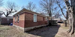 Recently renovated 1 Bedroom Duplex Ready For Move-In!! - Binghampton Gallery 10