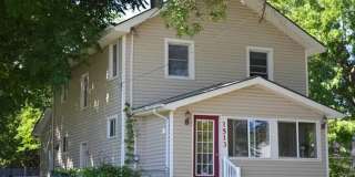 Large 4 Bedroom Home with Garage, Deck,  Fence! Gallery 1