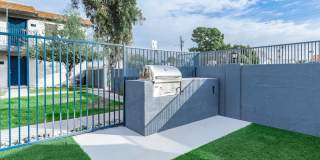 Rise at the Palms Gallery 71