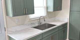 Beautifully Remodeled Old Town Seal Beach 1 bedroom apartment Gallery 7