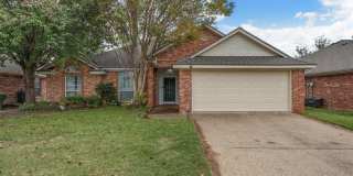 2916 Comanche Trail Gallery 1
