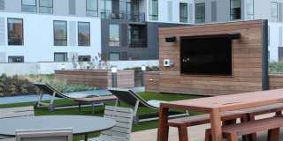 Lincoln Square Gallery 37