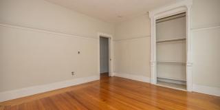 Great 4 Bed Available 9/1/26 Gallery 11