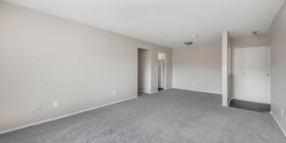 Midtown Square Apartments Gallery 24