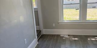 Charming 3-Bedroom Property in Prime Location Gallery 33