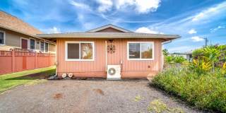 WAHIAWA TOWN: 4-BED, 2-BATH AVAILABLE EARLY NOV! WAHIAWA TOWN: 4-BED, 2-BATH AVAILABLE EARLY NOV! Gallery 3