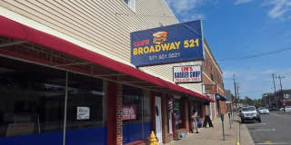 521 BROADWAY Street Gallery 1