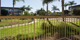 eaves Seal Beach Gallery 16