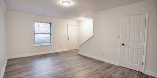 Country Club Apartments Gallery 15