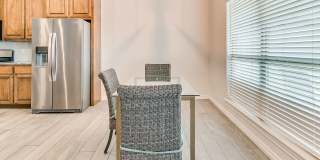 3 Bed, 2 Bath Home with Bonus Office and  Huge Workshop Gallery 12