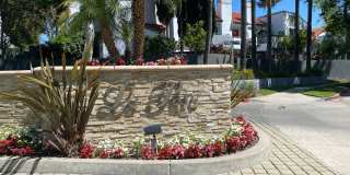 2 bed, 2.5 bath Le Parc townhome 2 bed, 2.5 bath Le Parc townhome Gallery 1