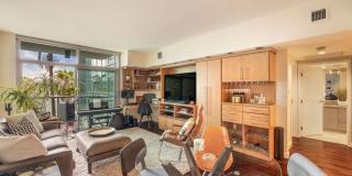 13700 Marina Pointe Dr Gallery 2