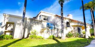 Townhouse with Bay Views! Gallery 1