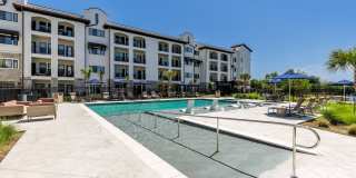 Arista at Riverstone Age 55+ Apartment Homes Gallery 10