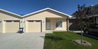 1717 Hillcrest Drive Gallery 1