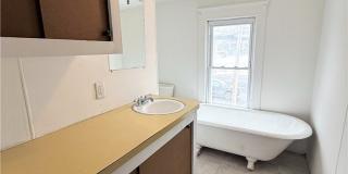 1433 Kenmore Boulevard Gallery 14