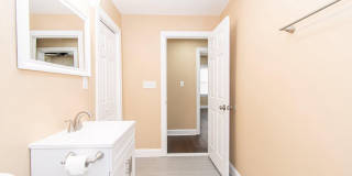 4103 BARRINGTON Road Gallery 11