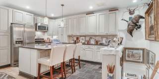Amazing Adams Morgan Two-Level Condo| Parking included! Gallery 1