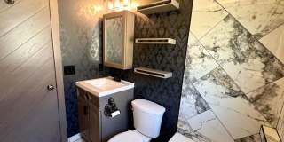 Spacious 4BR House in Edgewater Gallery 69