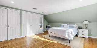 105 Park Avenue Gallery 18