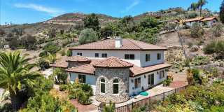 Vista Panoramic View 6 Bedroom 4.5 Bathroom Home for Rent Gallery 1