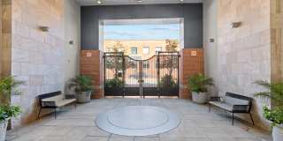 The Porter Brewers Hill Gallery 29