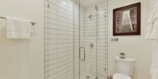 Nob Hill Tower Gallery 25