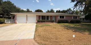 1547 SINGLETON AVENUE Gallery 2