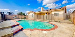 STAY COOL AND SAVE — ENJOY SOLAR-POWERED SAVINGS COMPARED TO STANDARD PG&E RATES Gallery 19