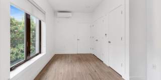525 N MACQUESTEN PARKWAY Gallery 6
