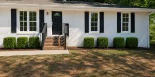 Newly Renovated 3 Bedroom Brick House Near Pendleton Elementary Gallery 1