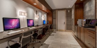 The Promenade at Harbor East Gallery 12