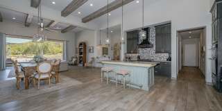 5861 E Cloud Road Gallery 10