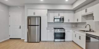 Downtown Ontario Luxury Apartments Gallery 6