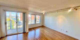 Gorgeous Queen Anne View Condo Gallery 30