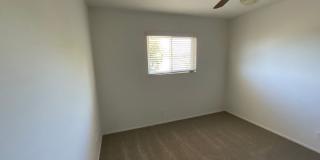 Huntington Continental: 4 Bedroom 1.5 Bath Attached Townhouse Gallery 13