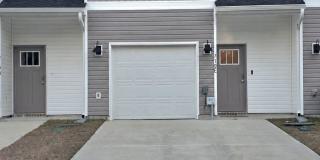 3/2.5 townhouse near NAS - new and convenient! Gallery 1