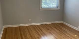 5839 North Cicero Avenue Gallery 18