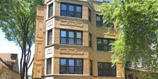 2230 North Sawyer Avenue Gallery 17