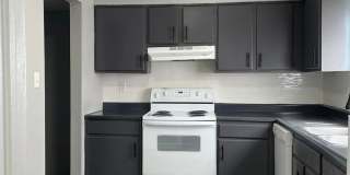 Remington On Rockville Living Gallery 158