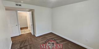Great Ground-Level 3 Bed 2 Bath Sandy Condo! Great Ground-Level 3 Bed 2 Bath Sandy Condo! Gallery 14