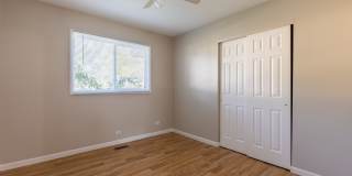 6847 Hawthorne Lane Gallery 11